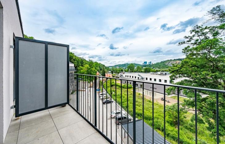 Pronájem bytu 2+kk, Praha - Hlubočepy, Slivenecká, 42 m2