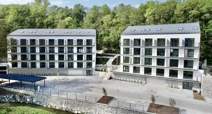 Pronájem bytu 2+kk, Praha - Hlubočepy, Slivenecká, 37 m2
