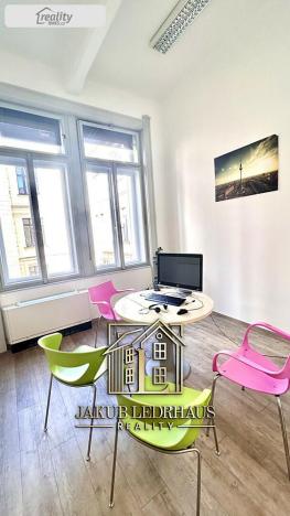 Pronájem kanceláře, Praha - Nové Město, Spálená, 406 m2