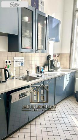 Pronájem kanceláře, Praha - Nové Město, Spálená, 406 m2