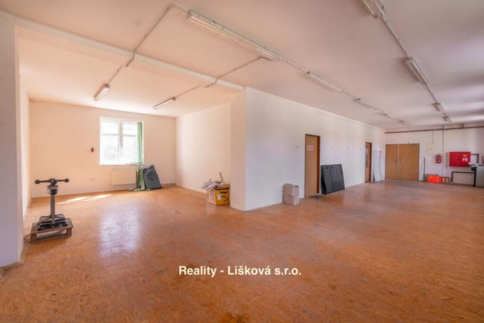 Pronájem výrobních prostor, Libouchec, 261 m2