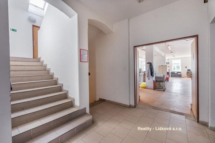 Pronájem výrobních prostor, Libouchec, 261 m2