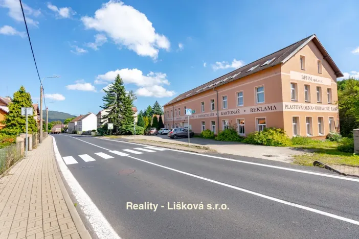 Pronájem výrobních prostor, Libouchec, 261 m2