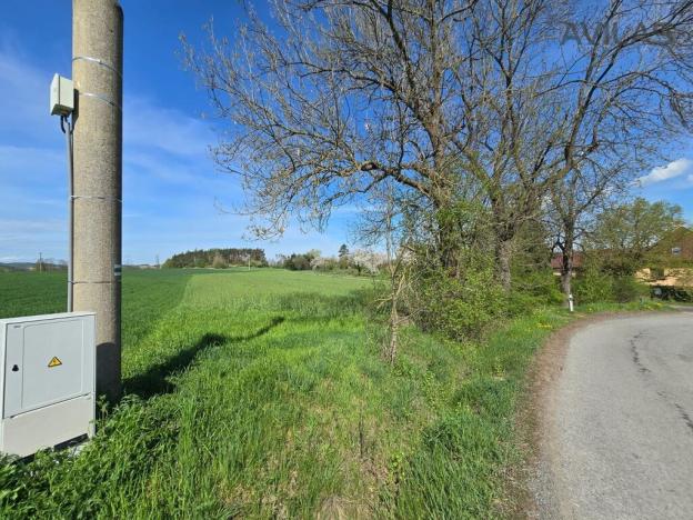 Prodej pozemku pro bydlení, Chářovice, Chářovice, 1600 m2