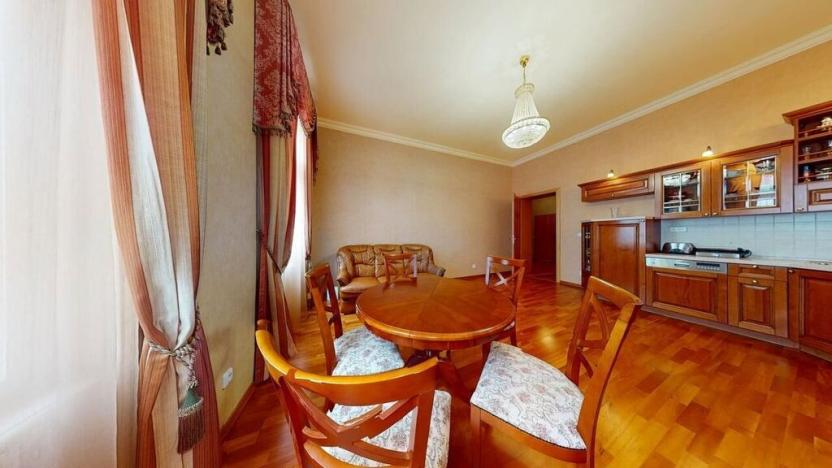 Prodej bytu 3+kk, Karlovy Vary, Vřídelní, 81 m2