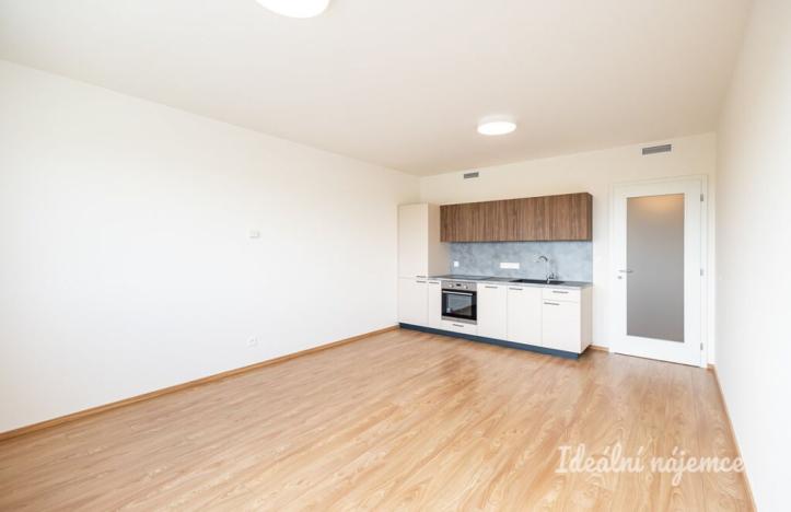 Pronájem bytu 1+kk, Praha - Kamýk, Zimova, 34 m2