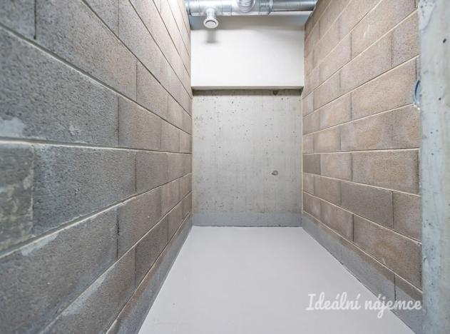 Pronájem bytu 1+kk, Praha - Kamýk, Zimova, 34 m2