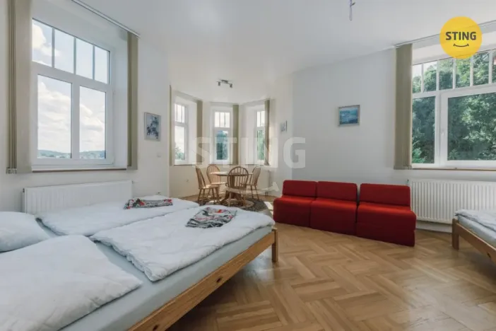 Prodej rodinného domu, Hroubovice, 500 m2