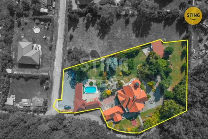 Prodej rodinného domu, Hroubovice, 500 m2