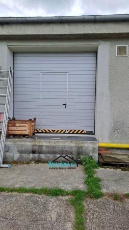 Pronájem skladu, Kroměříž, 90 m2