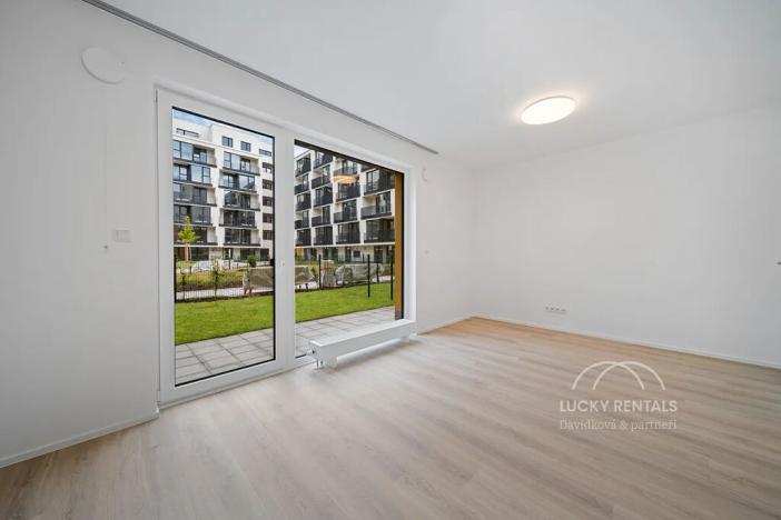 Pronájem bytu 2+kk, Praha - Chodov, Líbalova, 60 m2