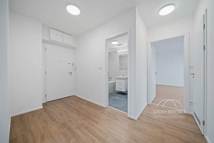 Pronájem bytu 2+kk, Praha - Chodov, Líbalova, 60 m2