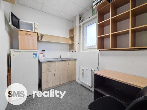 Pronájem obchodního prostoru, Třebíč - Nové Město, Brněnská, 293 m2