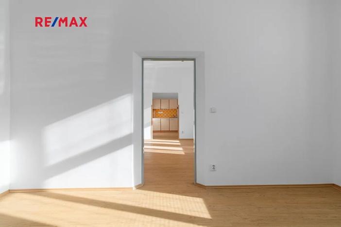 Prodej bytu 2+1, Plzeň, Nerudova, 58 m2