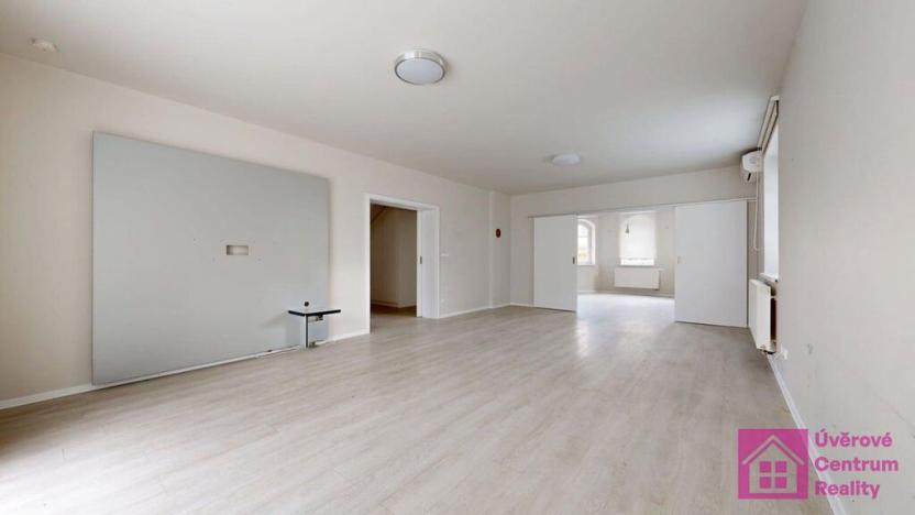 Prodej rodinného domu, Valtice, 21. dubna, 222 m2