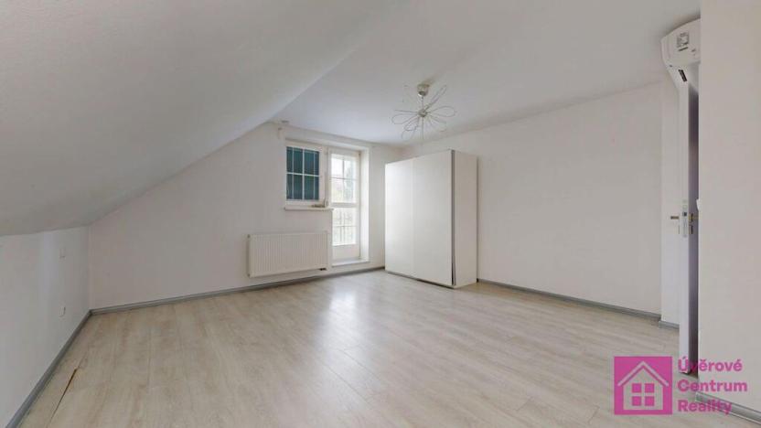 Prodej rodinného domu, Valtice, 21. dubna, 222 m2