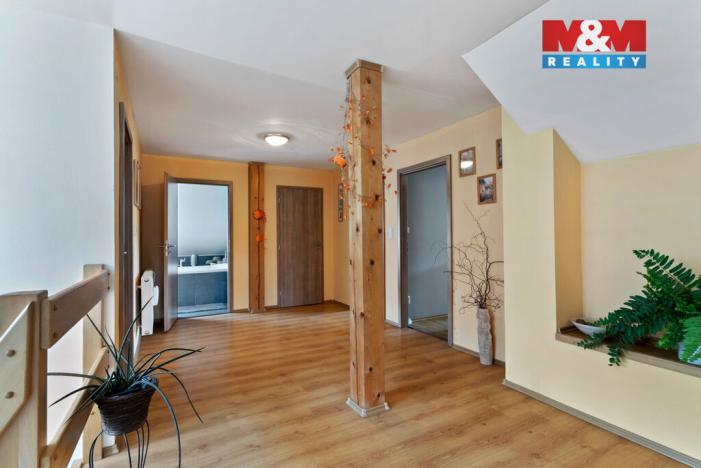 Prodej rodinného domu, Chuchelna, 290 m2