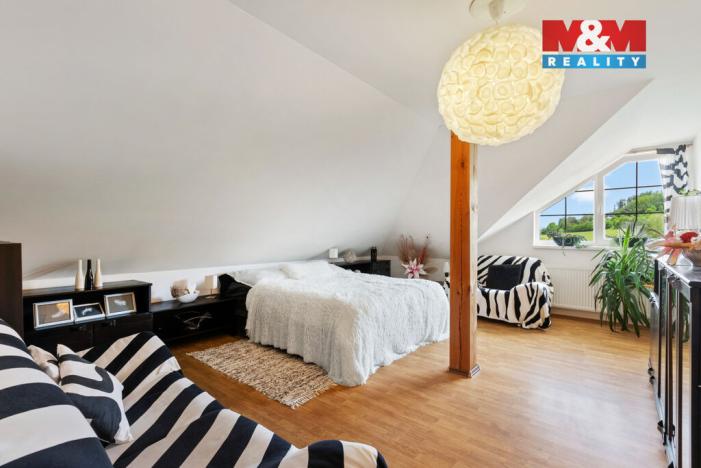 Prodej rodinného domu, Chuchelna, 290 m2