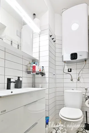 Pronájem bytu 1+kk, Brno - Královo Pole, Ruská, 20 m2