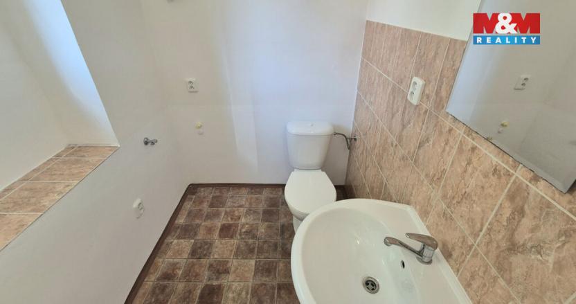 Pronájem bytu 2+1, Kladno, Váňova, 80 m2