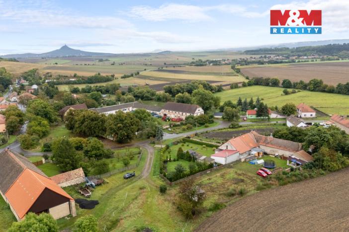 Prodej pozemku pro bydlení, Koštice - Vojničky, 878 m2