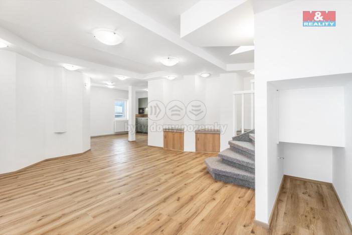 Pronájem bytu 4+1, Liberec, Růžová, 80 m2