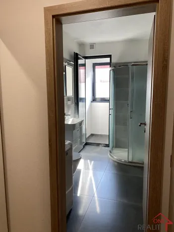 Pronájem bytu 1+kk, Zlín, 35 m2