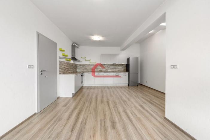 Prodej bytu 2+kk, Moravany, Višňová, 64 m2
