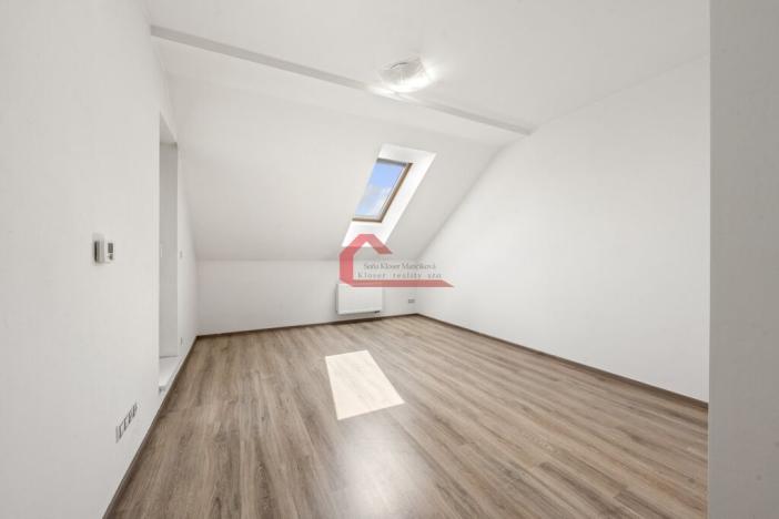 Prodej bytu 2+kk, Moravany, Višňová, 64 m2