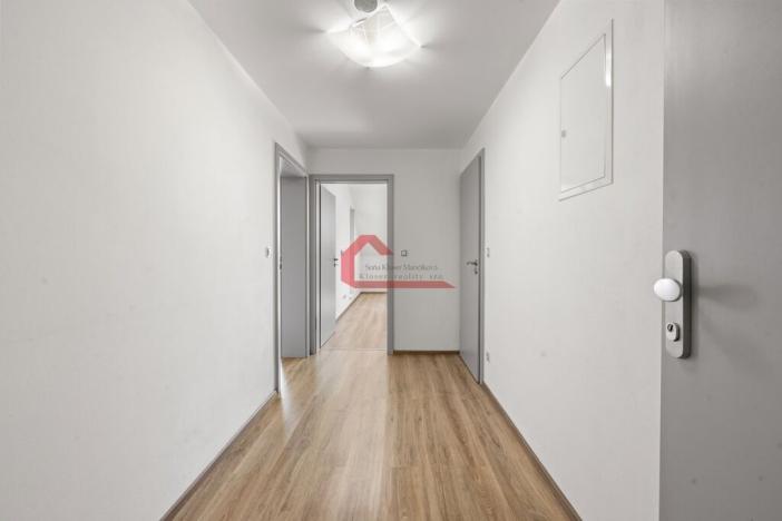 Prodej bytu 2+kk, Moravany, Višňová, 64 m2