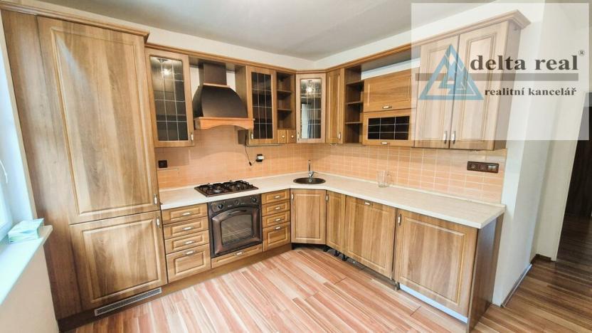 Prodej bytu 3+1, Šumperk, Evaldova, 72 m2
