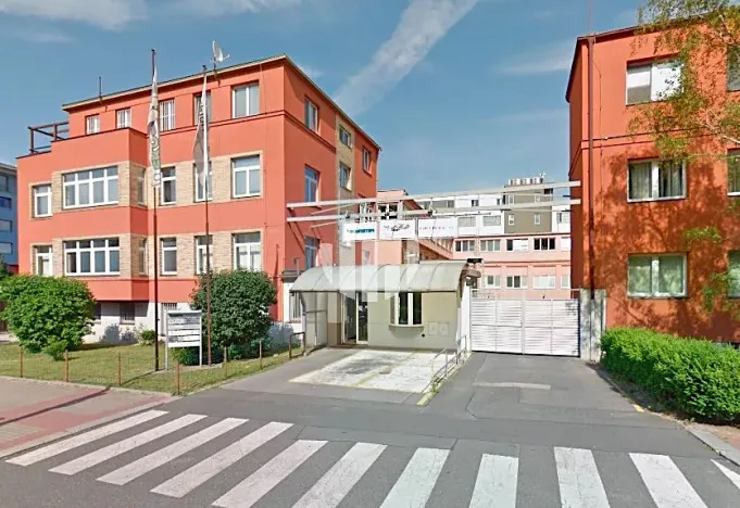Pronájem skladu, Praha - Vysočany, Podkovářská, 264 m2