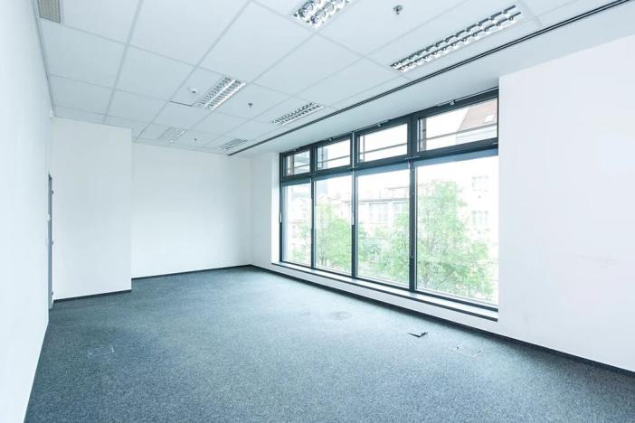Pronájem kanceláře, Praha - Holešovice, U průhonu, 276 m2