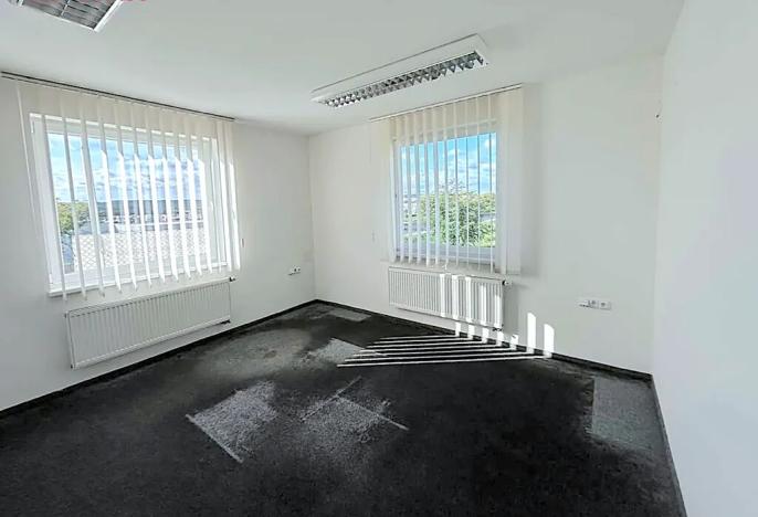 Pronájem kanceláře, Louny, Průmyslová, 126 m2