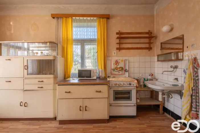 Prodej rodinného domu, Vlkov, 230 m2