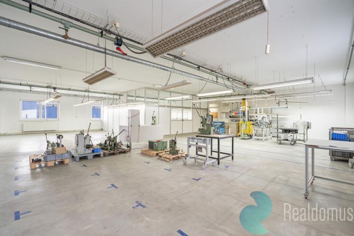 Pronájem výrobních prostor, Milevsko, 1250 m2