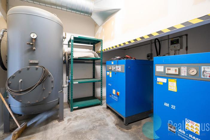 Pronájem výrobních prostor, Milevsko, 1250 m2