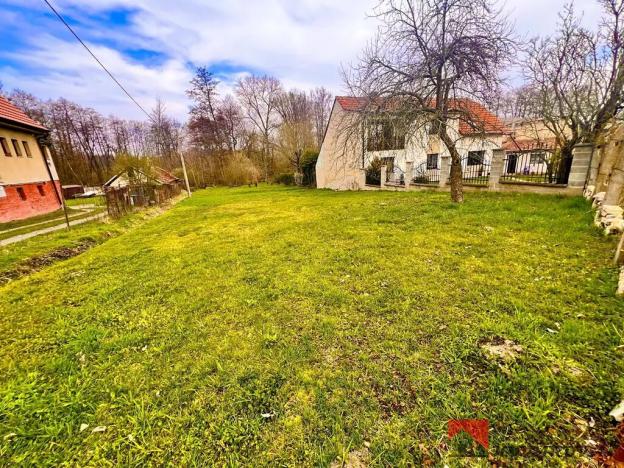 Prodej pozemku pro bydlení, Malý Újezd, 966 m2