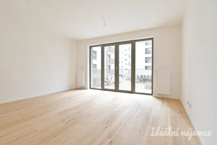 Pronájem bytu 1+kk, Brno, Bratislavská, 37 m2