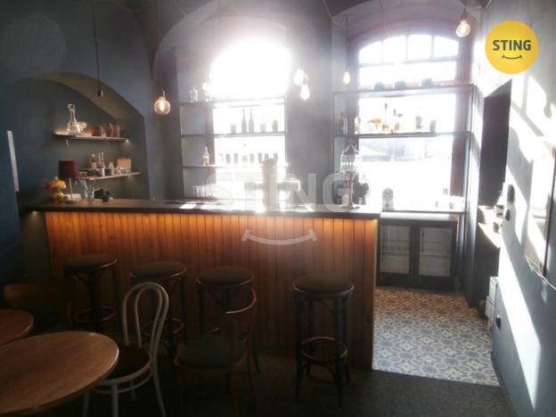 Pronájem restaurace, Opava, Dolní náměstí, 188 m2
