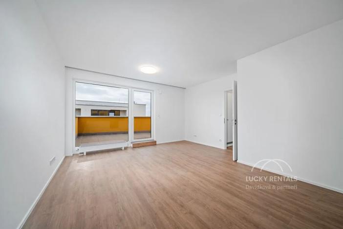 Pronájem bytu 1+kk, Praha - Chodov, Líbalova, 27 m2