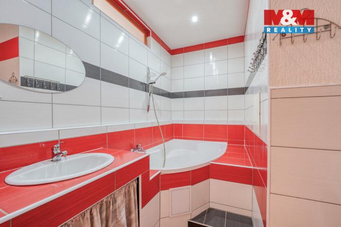 Prodej bytu 2+1, Sokolov, Švabinského, 59 m2