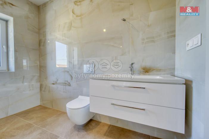 Prodej rodinného domu, Vodochody - Hoštice, Na Kopečku, 168 m2