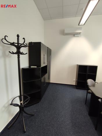 Pronájem kanceláře, Třebíč - Nové Město, Brněnská, 19 m2