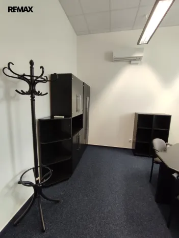Pronájem kanceláře, Třebíč - Nové Město, Brněnská, 19 m2