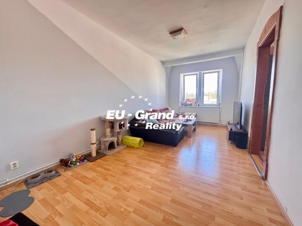 Pronájem bytu 2+1, Rumburk - Rumburk 1, Hálkova, 65 m2