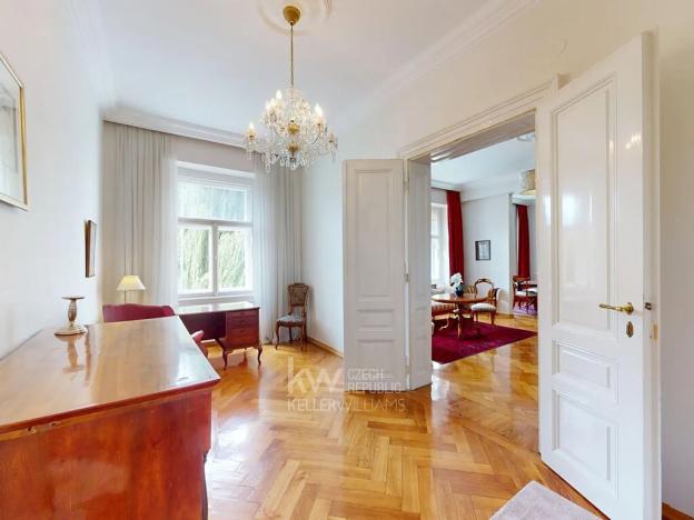 Pronájem bytu 3+1, Praha - Malá Strana, U železné lávky, 125 m2