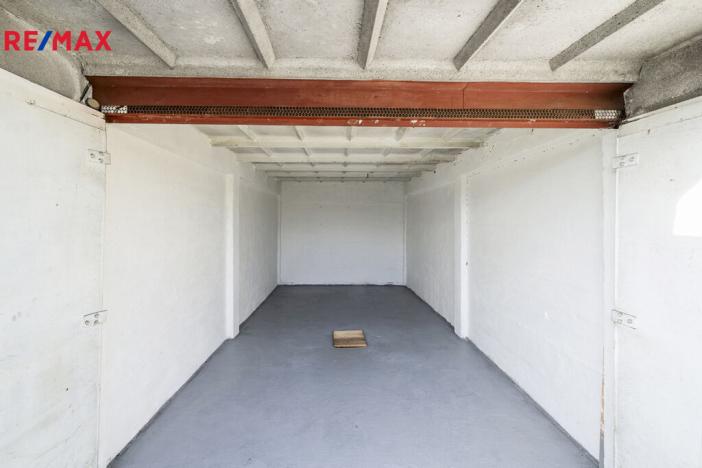 Prodej garáže, Hradec Králové, 16 m2