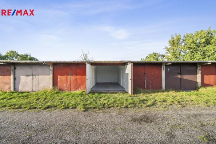 Prodej garáže, Hradec Králové, 16 m2