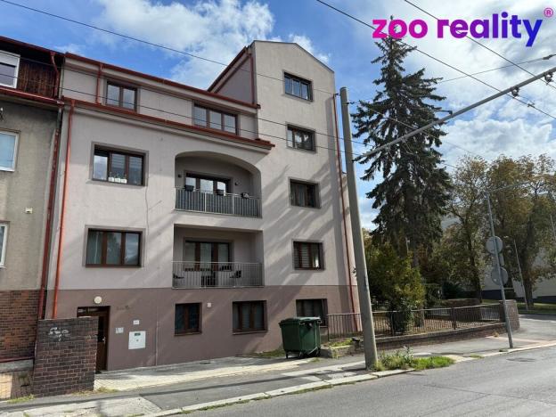 Pronájem bytu 2+1, Chomutov, Čelakovského, 73 m2